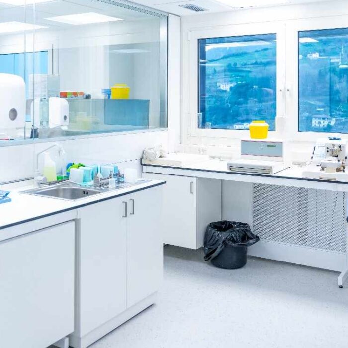 Medical and Research Cleanrooms