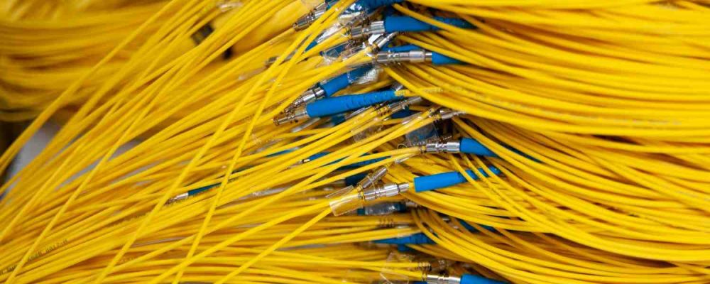 Fiber-Optic-Cables